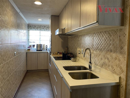 Imagen 8 de 25 de Casa En Venta De 4 Dorm. Con Piscina En Lampa Valle Grande
