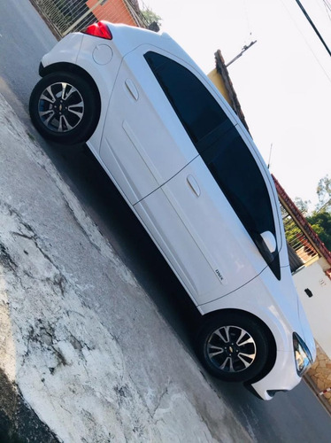 Chevrolet Onix 2015 1.4 Ltz 5p