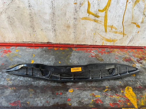Aislador Izq. Salpicadera Chevrolet Spark 2010-2012 39884 (Usado)