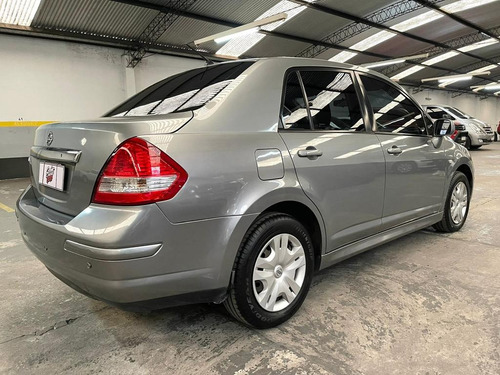 Nissan Tiida 1.8 Visia
