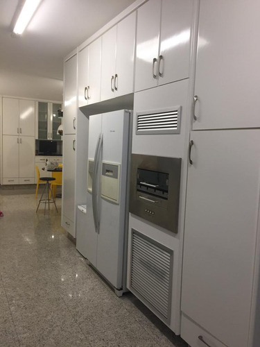 Imagem 12 de 19 de Apto Santo Amaro | 4 Quartos | 300 M² | Cond: R$5209.99 | 3 Vagas - 1vz9r4c