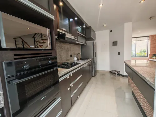 Acogedora Casa Para Arriendo En Conjunto Cerrado En Chía
