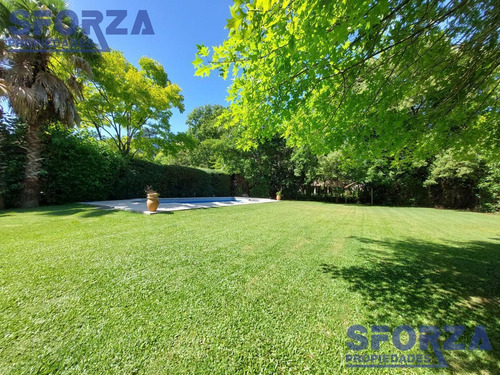Imagen 29 de 30 de Casa En Venta En Barrio El Cortijo