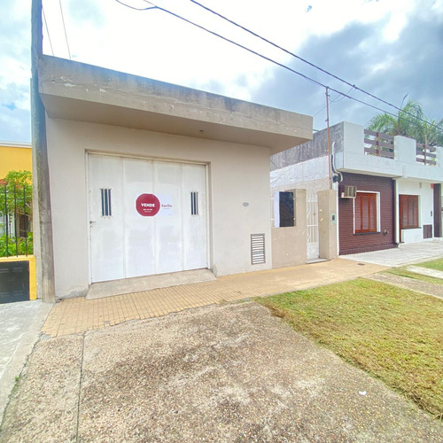 Casa En San Nicolas De Los Arroyos