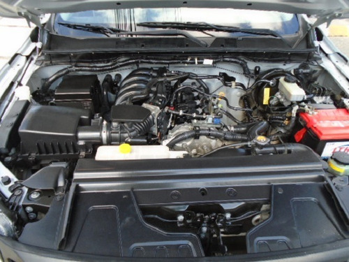 Imagen 12 de 12 de Nissan Np300 Caja Seca 2018