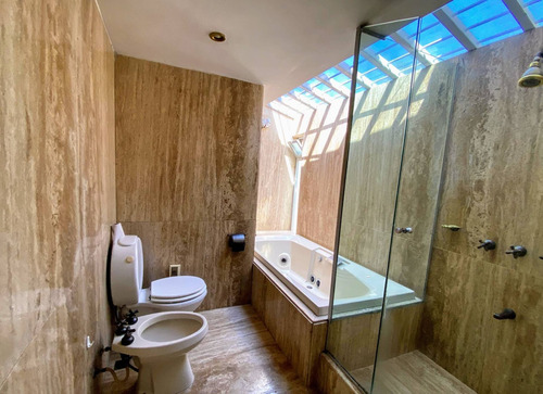 Imagen 14 de 24 de Venta Casa Con 3 Dormitorios, 3 Baã¿â±os, Piscina Y Jardã¿ân En Carrasco Sur A Cuadras De La Rambla