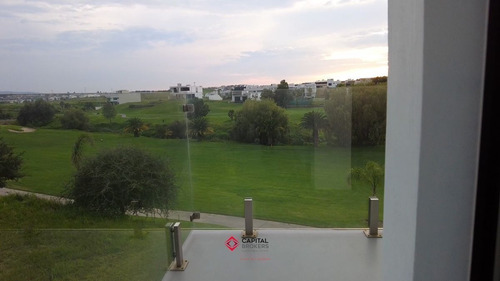 Imagen 23 de 30 de Casa En Venta En Valle Imperial Zapopan Dentro Del Campo De