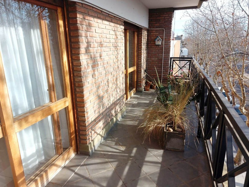 Imagen 4 de 15 de Hermoso Deparatmento Centrico En Venta En #trenquelauquen
