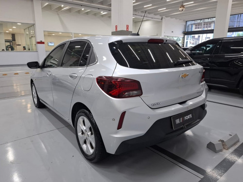 Chevrolet Onix 1.0 MPFI LT 8V FLEX 4P MANUAL