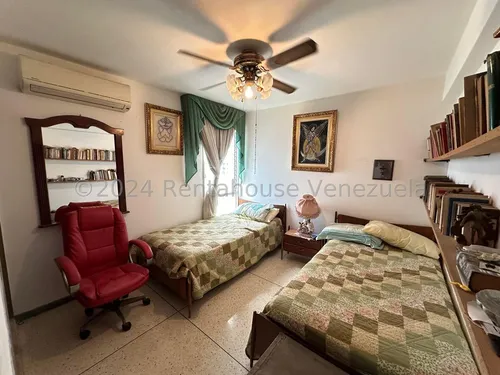 Casa En Venta En Alto Prado