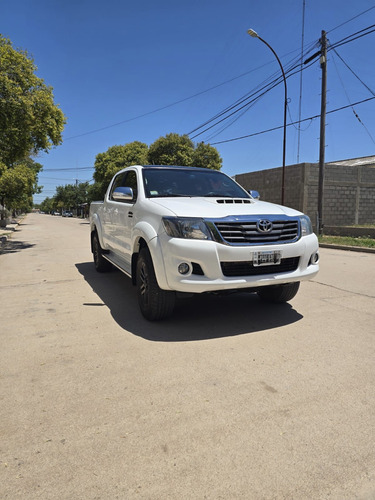 Toyota Hilux Srv 4x2 Manual