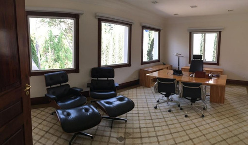 Linda Casa Comercial A Venda No Jardim Europa! - 10065