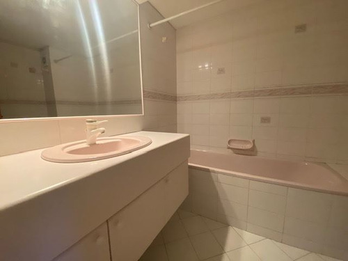 Venta Depto, 3 Dorm. 2 Baños, Estac. Bod. Poniente, Viña