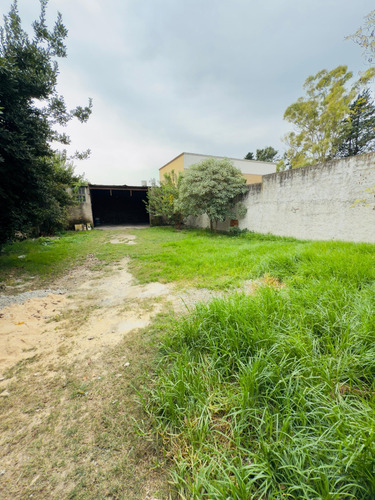 Casa Con Galpon, 2 Dormitorios, Patio, Apto Taller