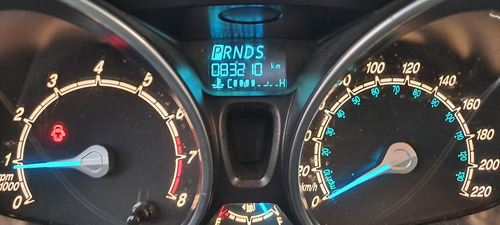 Ford Fiesta Kinetic 1.6 Titanium Powershift 120cv