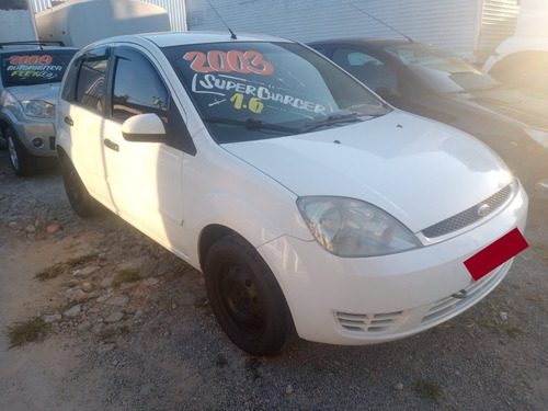 Imagem 2 de 11 de Ford Fiesta 1.0 Supercharger 2003
