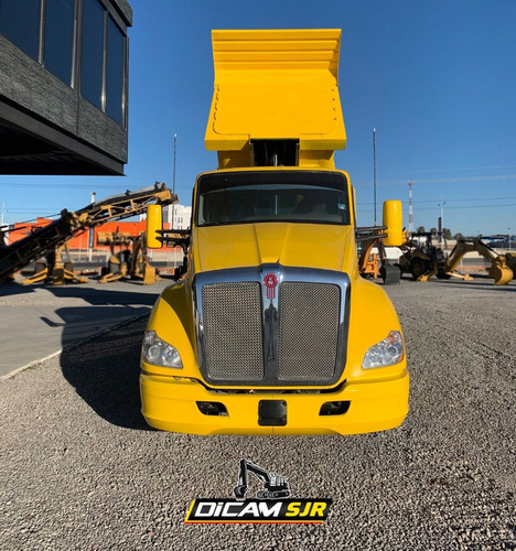 Imagen 6 de 10 de Camión Volteo Kenworth T680 14m3 Año 2014