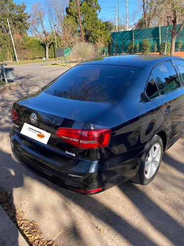 Imagen 3 de 10 de Volkswagen Vento 2015 2.5 Advance Plus 170cv Dsg