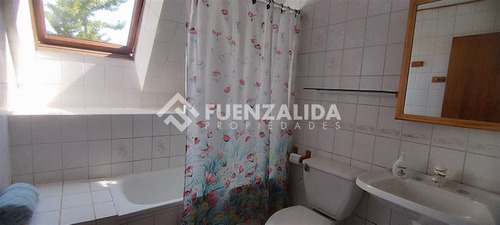 Casa En Venta De 6 Dorm. En Los Angeles