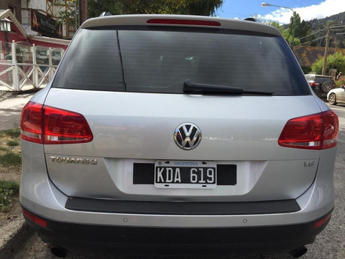 Imagen 2 de 10 de Volkswagen Touareg 3.6 V6 Premium