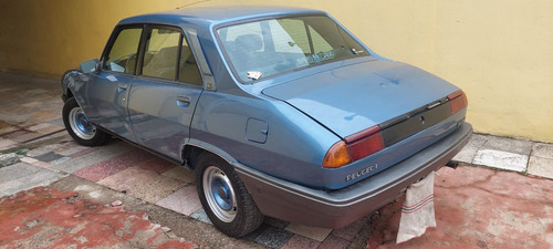 Peugeot 504 2.0