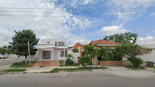 Casa En Fracc. Las Americas En Remate, Sierra Papacal, Mérida Yucatán   Lr23