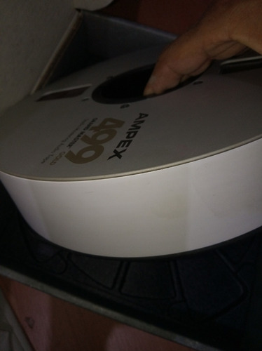 Cinta Usada Ampex 499 Gold De 2 Pulgadas De Ancho (Usado)