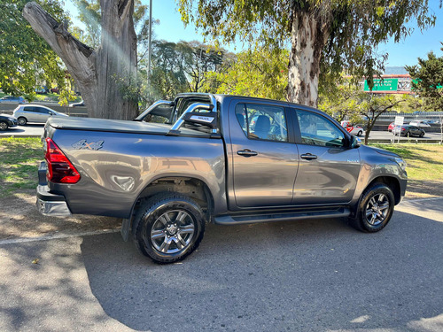 Toyota Hilux 2.8 Cd Srv 177cv 4x4 At