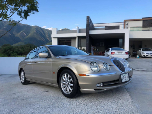 Imagen 13 de 14 de Jaguar S-type S Type