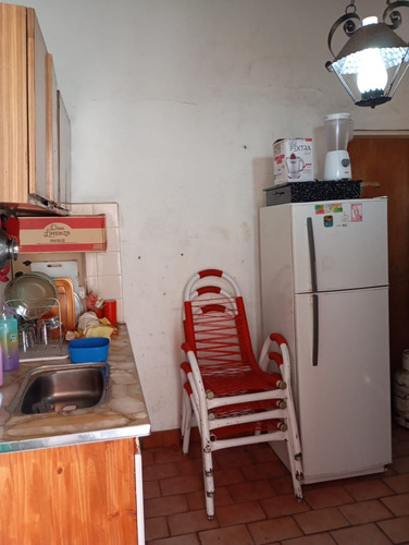 3 Locales + Casa En Planta Alta En Merlo