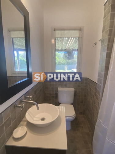 Imagen 17 de 30 de Casa En Alquiler De Temporada - Punta Piedras