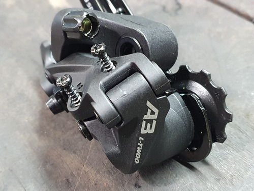 Imagen 2 de 4 de Pata De Cambio Trasera Ltwoo A3,8 16 Y 24v.carbonobikes.