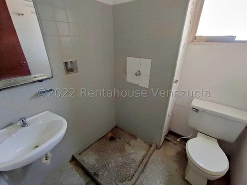 Imagen 13 de 14 de Apartamento En Venta Zona Centro Maracay Nb 25281