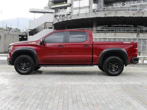 Chevrolet Silverado 5.3 Z71 4X4 At