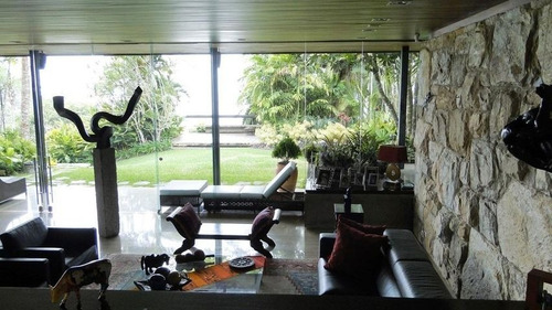 Imagen 2 de 12 de Casa En Venta Urb. Alto Hatillo # 22-16199
