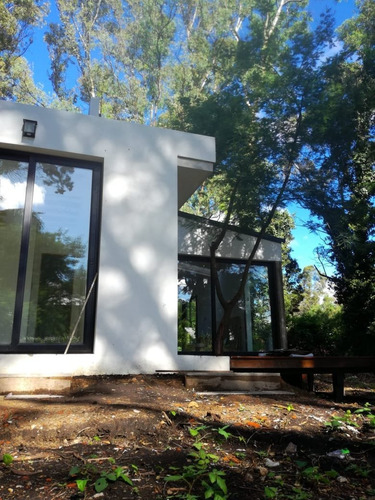 Venta Casa En Bosque Peralta Ramos De 3 Ambientes.
