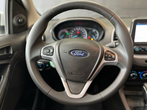 Ford Ka 1.5 TI-VCT FLEX SE PLUS SEDAN AUTOMÁTICO