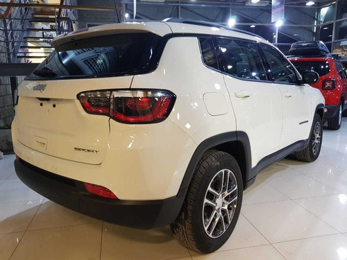 Jeep Compass 2.4 Sport Automatica 2021