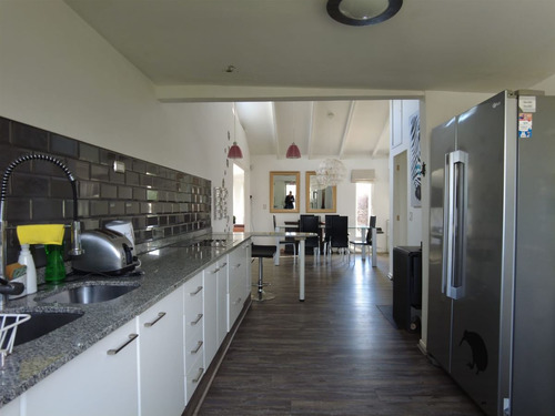 Casa De 4 Dorm/quincho/piscina/ 2 Jacuzzi, Algarrobo Tunquen