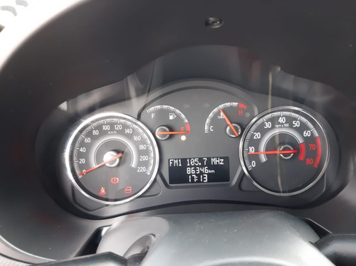 Fiat Palio Attractive 1.4 1