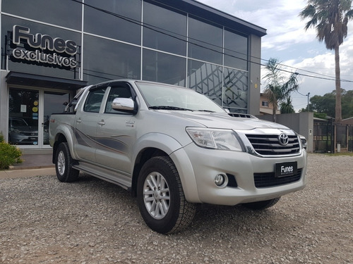 Toyota Hilux 3.0 Cd Srv Cuero 171cv 4x4 2014