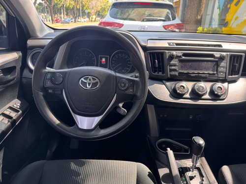 Toyota RAV4 2.5 Le At