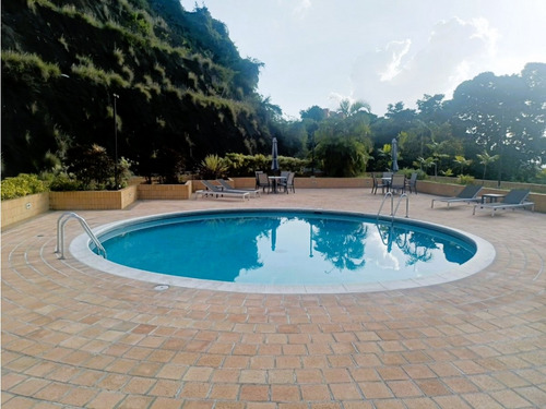 Alquilo Apartamento 300m2 Colinas De Tamanaco 9157