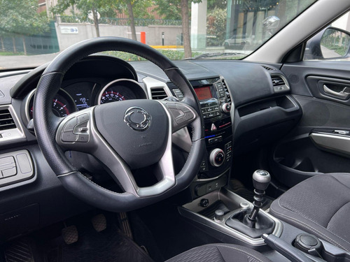 SsangYong Tivoli 4x2 Mt Std