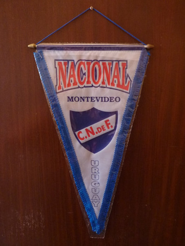 Banderin De Nacional De Montevideo Uruguay