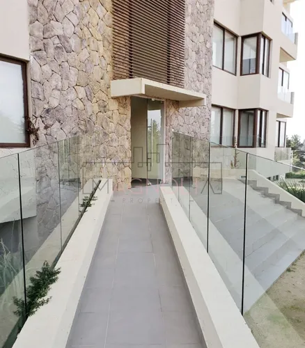 Departamento En Venta De 3 Dorm. En Las Cabras