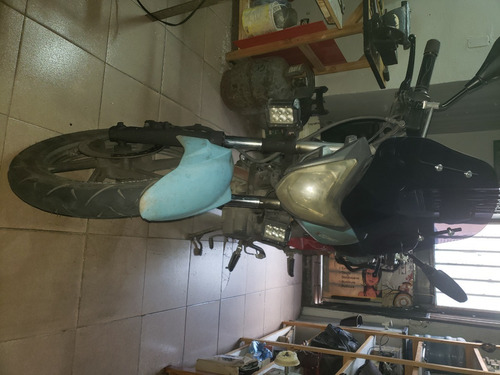 Imagen 10 de 10 de Parabrisa Universales Para Motos.
