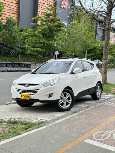 Hyundai TUCSON IX-35 2.4l