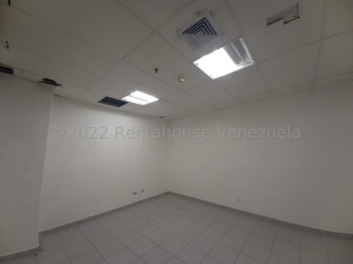 Imagen 2 de 12 de Local En Alquiler La Lagunita Mls #22-25043