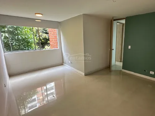 Apartamento En Arriendo En Cumbres. Cod A776084